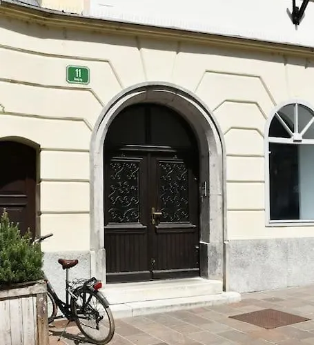 Apartmán Stairway To *