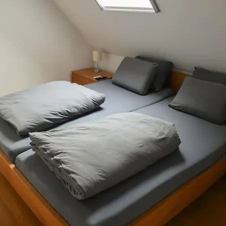 아파트 Stairway To