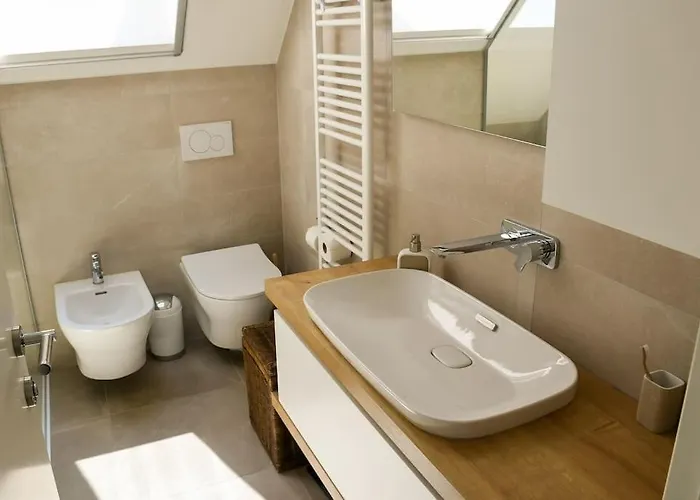 Apartment Stairway To *